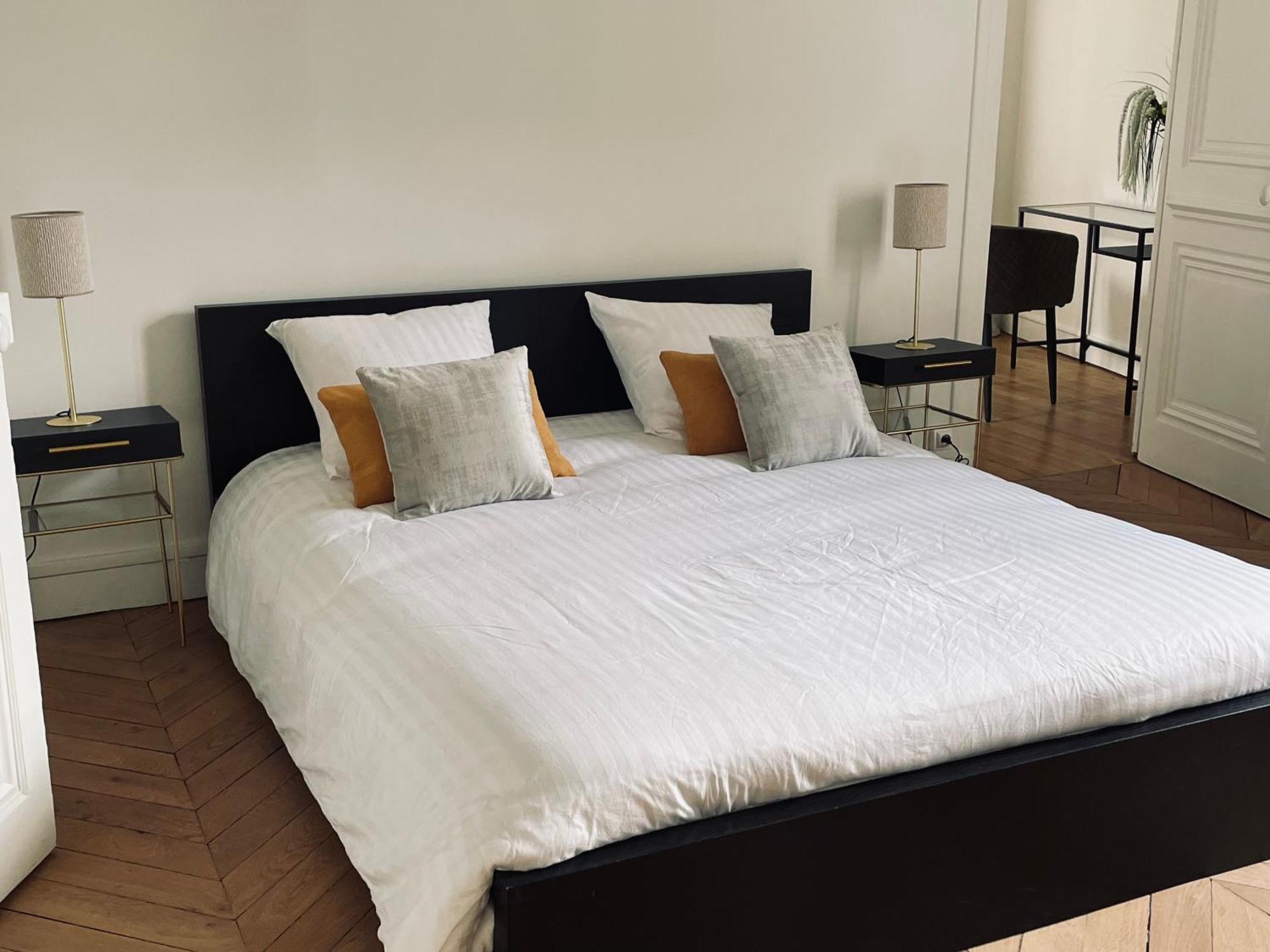 Grand Appartement D'Exception Au Chateau Randin Écully Kültér fotó