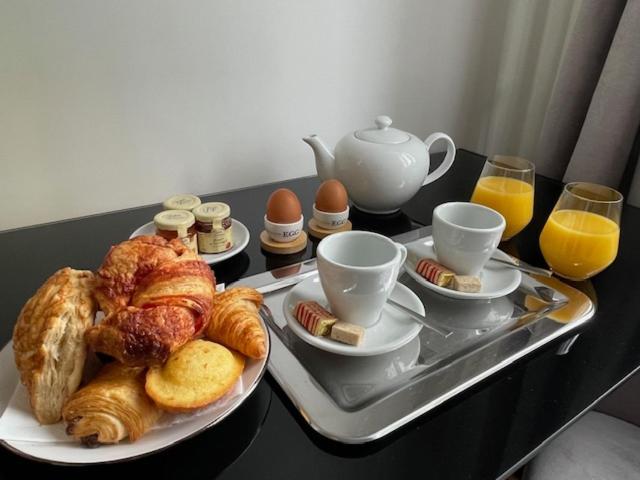 Grand Appartement D'Exception Au Chateau Randin Écully Kültér fotó
