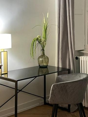 Grand Appartement D'Exception Au Chateau Randin Écully Kültér fotó